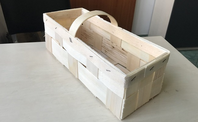 Łuszczki drewniane, elementy do skrzynek, spody kalafior.